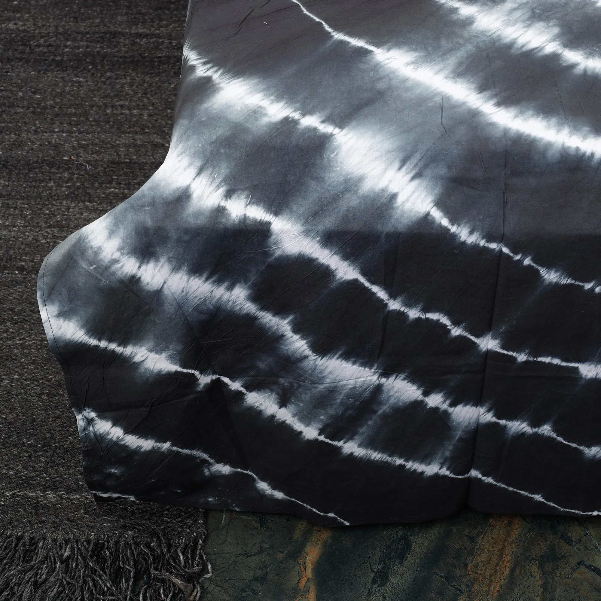 Black - Shibori Tie Dye Pure Cotton Double Bed Cover with Pillow Covers (108 x 90 in)