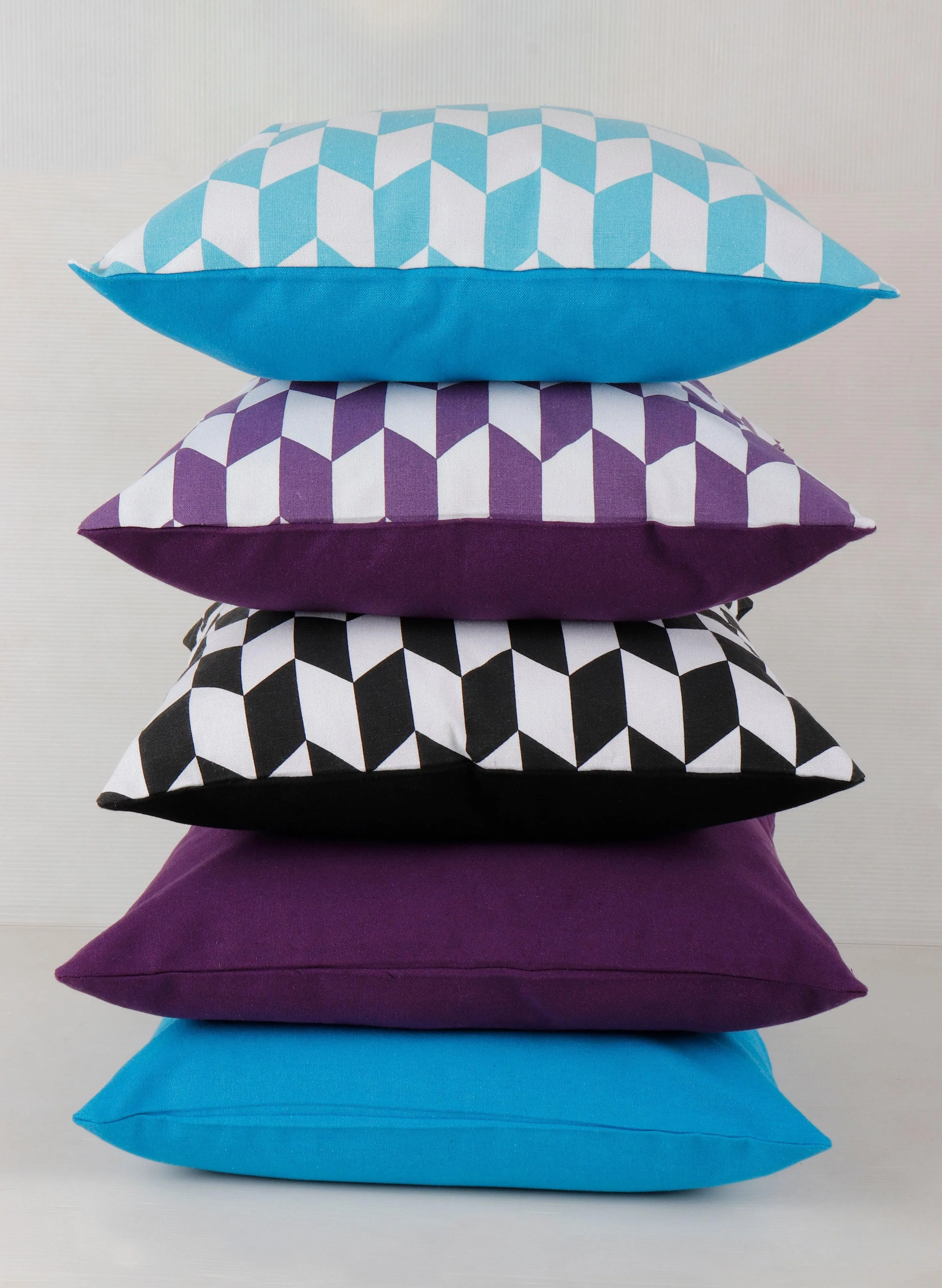 Cotton Classic Diamond Theme Desginer Cushion Covers